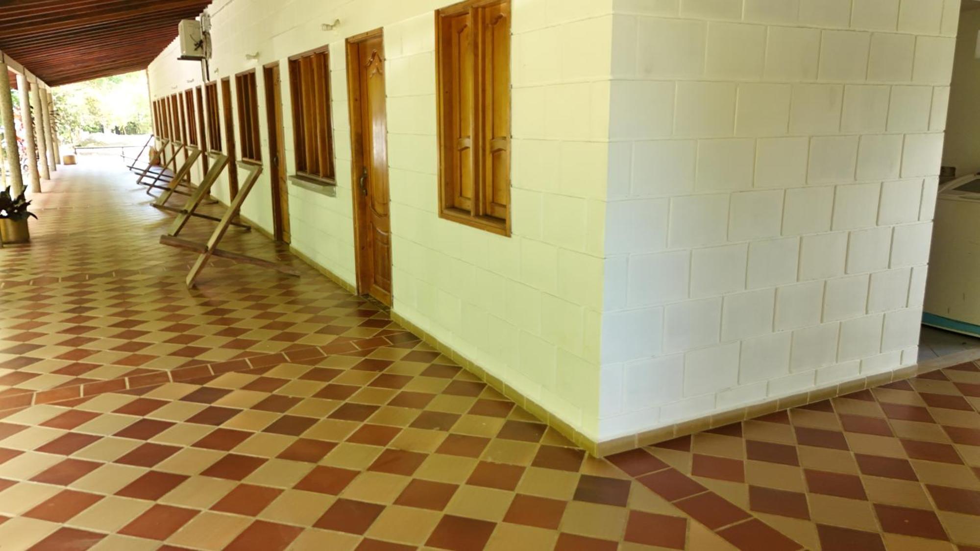 La Mesa Norte Hotel Campestre Las Cavernas מראה חיצוני תמונה